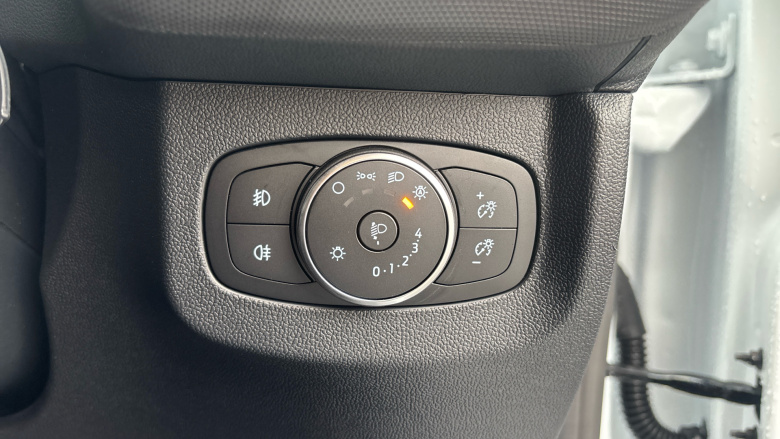 Ford Transit Courier E-Transit Courier 100kW 43kWh Trend Van Auto